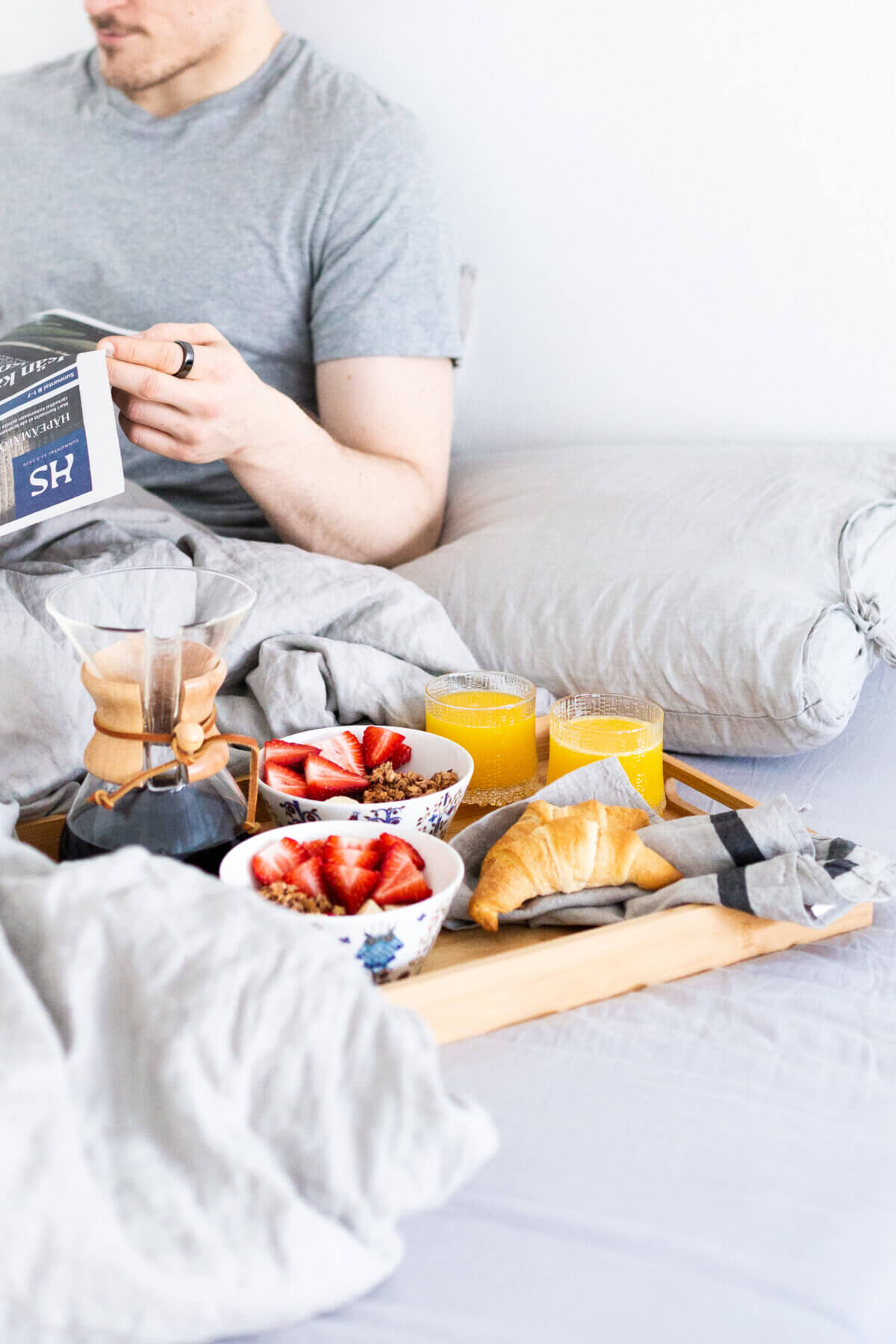 Breakfast-in-bed-Croissant_Classic-1