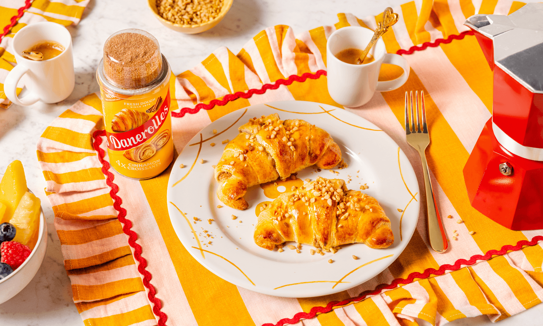 Cinnamon kardemom croissants